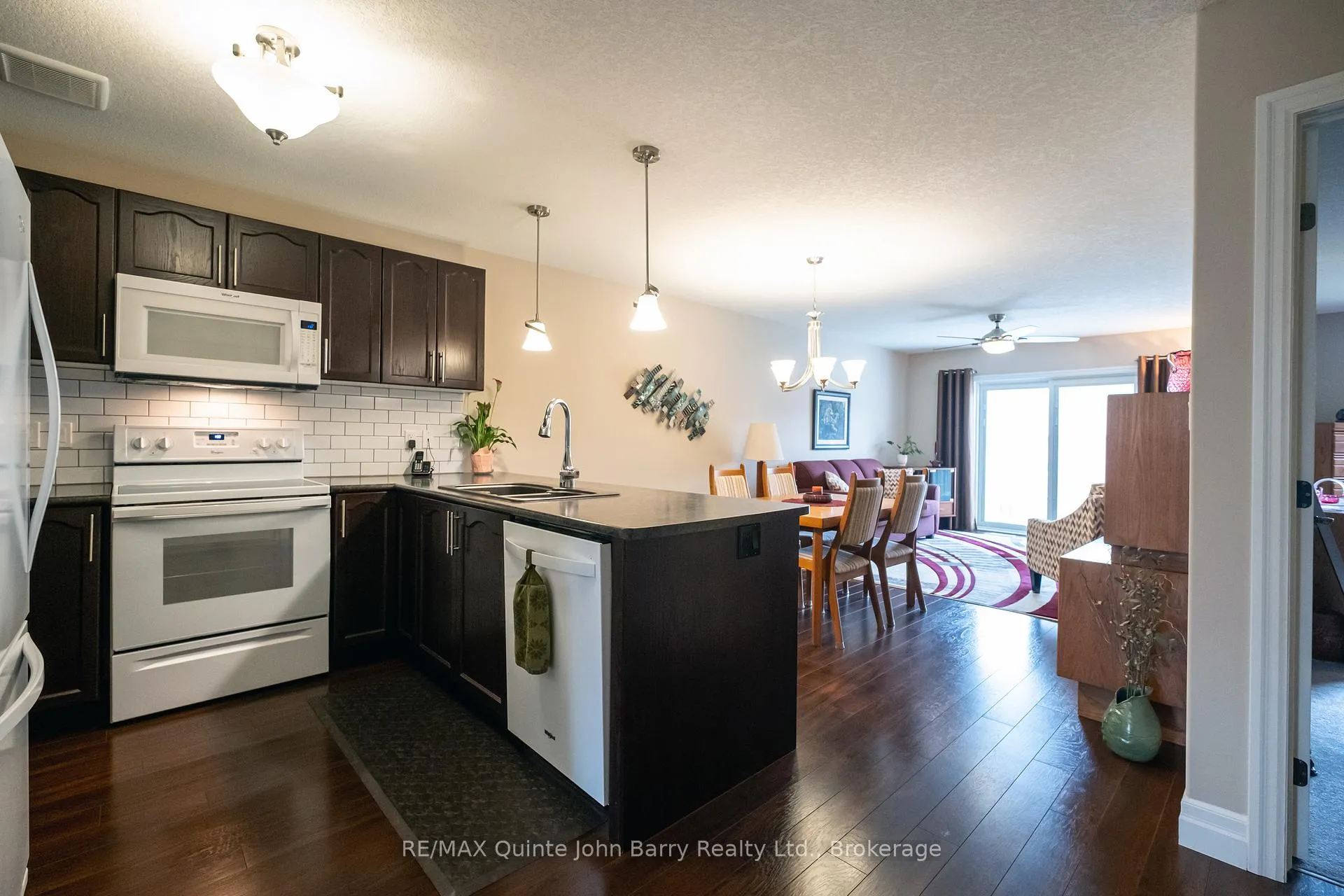 Photo 5 of 47 McIntosh Crescent, Quinte West, Murray Ward — HOMEH