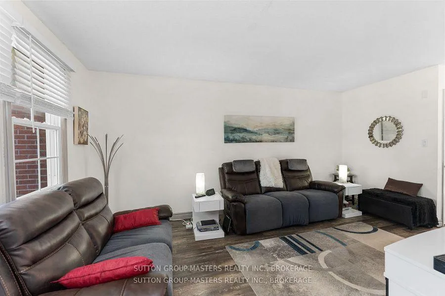 Photo 10 of Unit 28, 19 MacPherson Avenue W, Kingston, Central City West — HOMEH