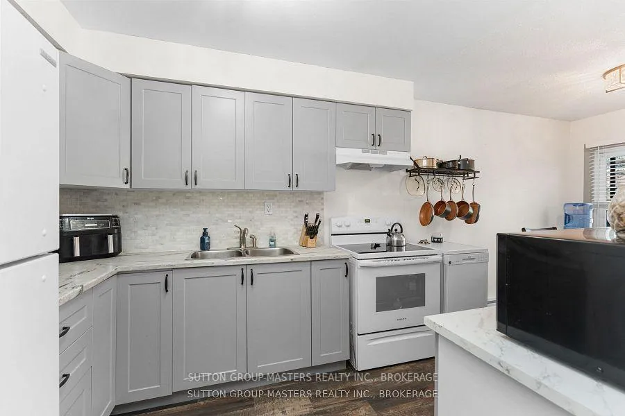 Photo 14 of Unit 28, 19 MacPherson Avenue W, Kingston, Central City West — HOMEH
