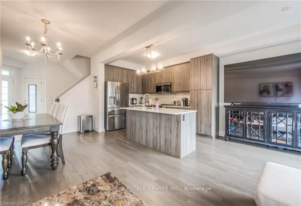 Photo 8 of 19 Baker Lane E, Brant, Paris — HOMEH
