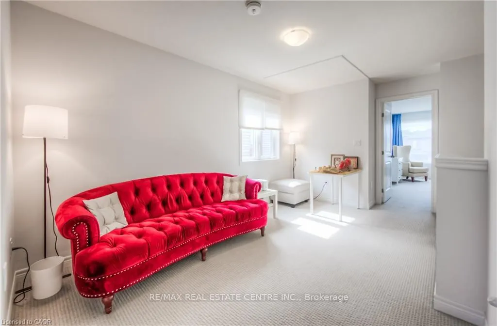 Photo 13 of 19 Baker Lane E, Brant, Paris — HOMEH