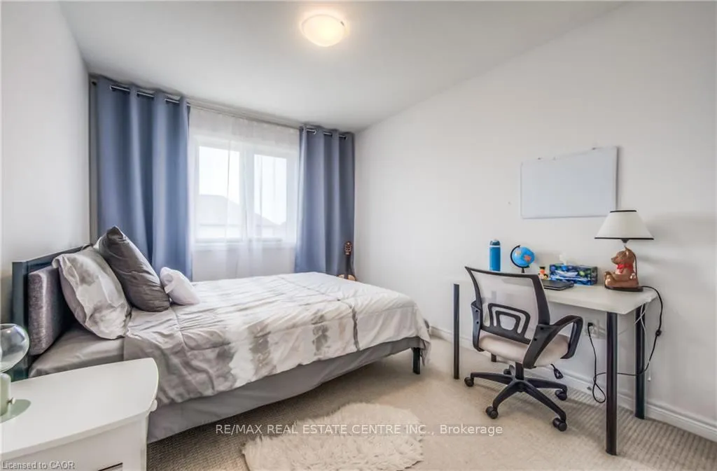 Photo 16 of 19 Baker Lane E, Brant, Paris — HOMEH