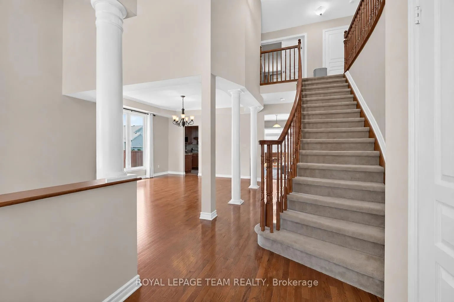 Photo 4 of 314 West Ridge Drive, Ottawa, Stittsville (South) — HOMEH