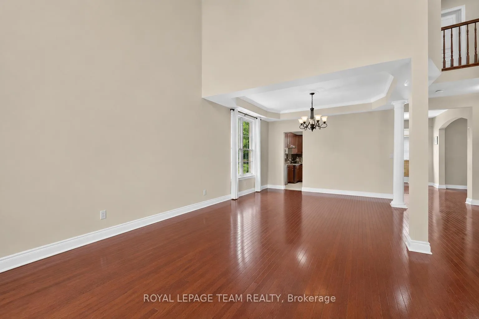 Photo 5 of 314 West Ridge Drive, Ottawa, Stittsville (South) — HOMEH
