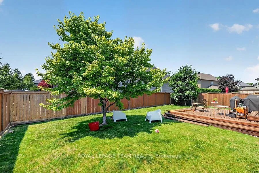Photo 31 of 314 West Ridge Drive, Ottawa, Stittsville (South) — HOMEH