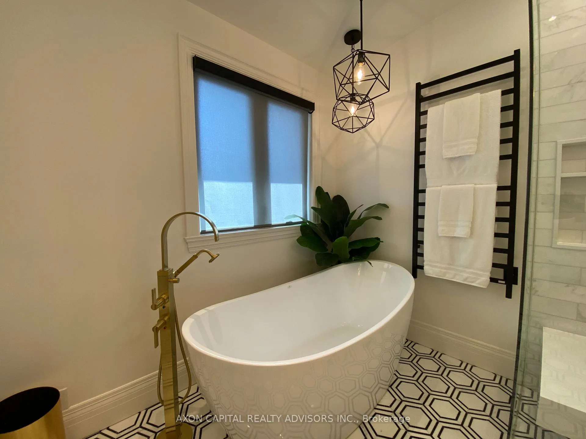 Photo 13 of 100 Admiral Road, Toronto, The Annex — HOMEH