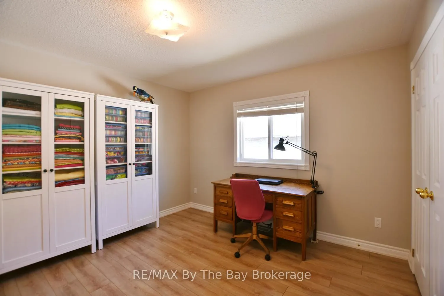 Photo 11 of 4 Anthony Street, Wasaga Beach — HOMEH