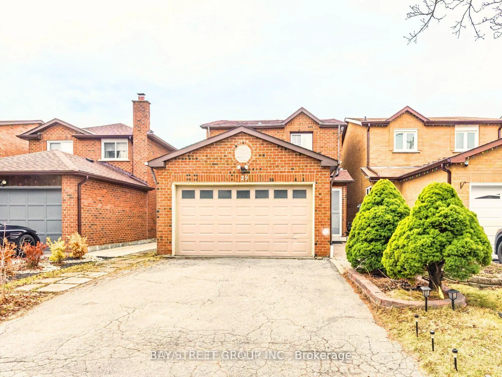 Photo 1 of 29 Ashmore Crescent, Markham, Milliken Mills East — HOMEH