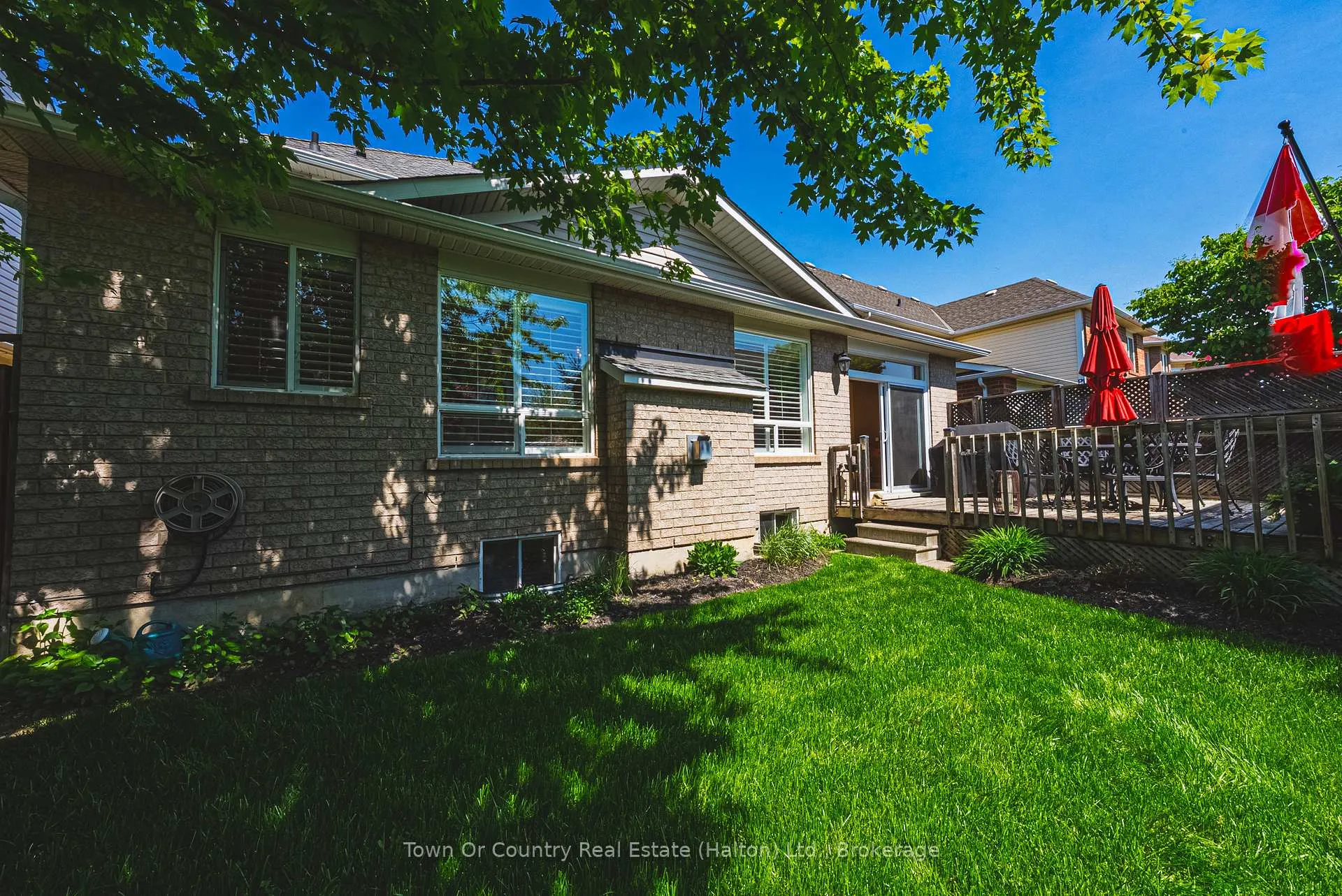 Photo 3 of 1588 Ramshaw Crescent, Milton, Beaty — HOMEH