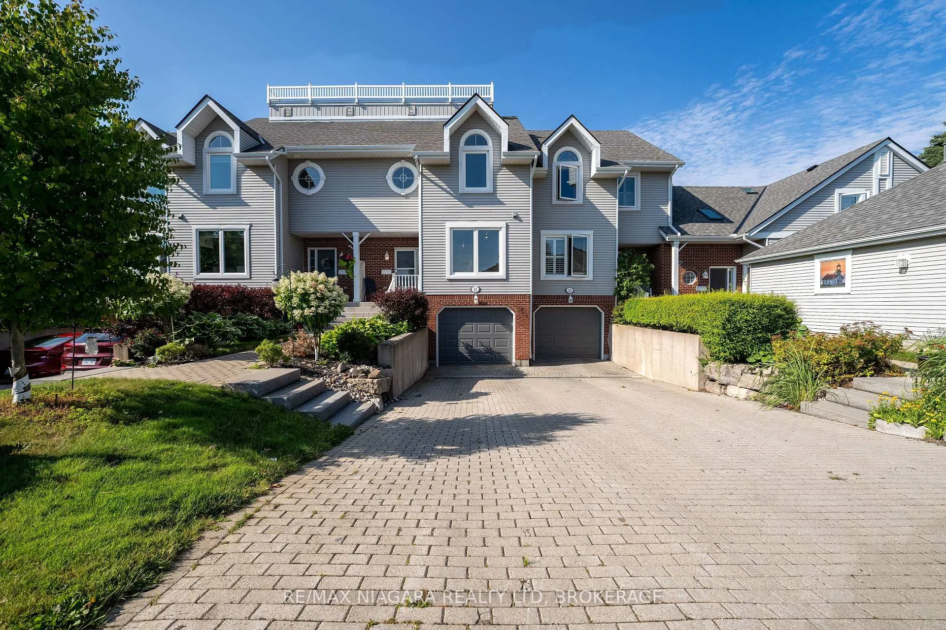 Photo 1 of Unit 41, 15 Lakeside Drive, St. Catharines, Port Weller — HOMEH