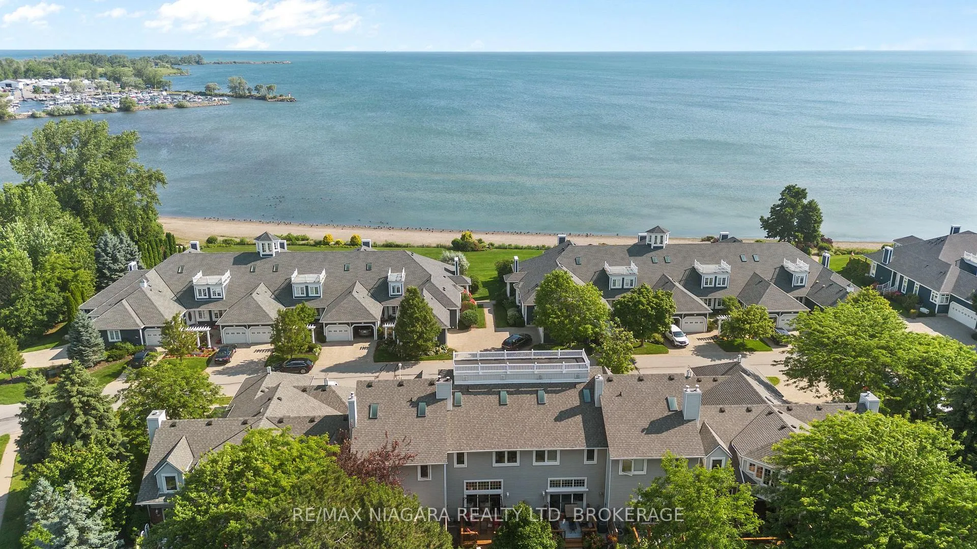 Photo 3 of Unit 41, 15 Lakeside Drive, St. Catharines, Port Weller — HOMEH
