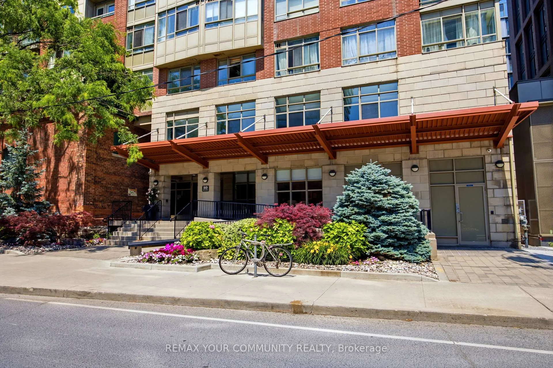 Photo 2 of Unit 1108, 80 Mill Street, Toronto, Waterfront Communities — HOMEH