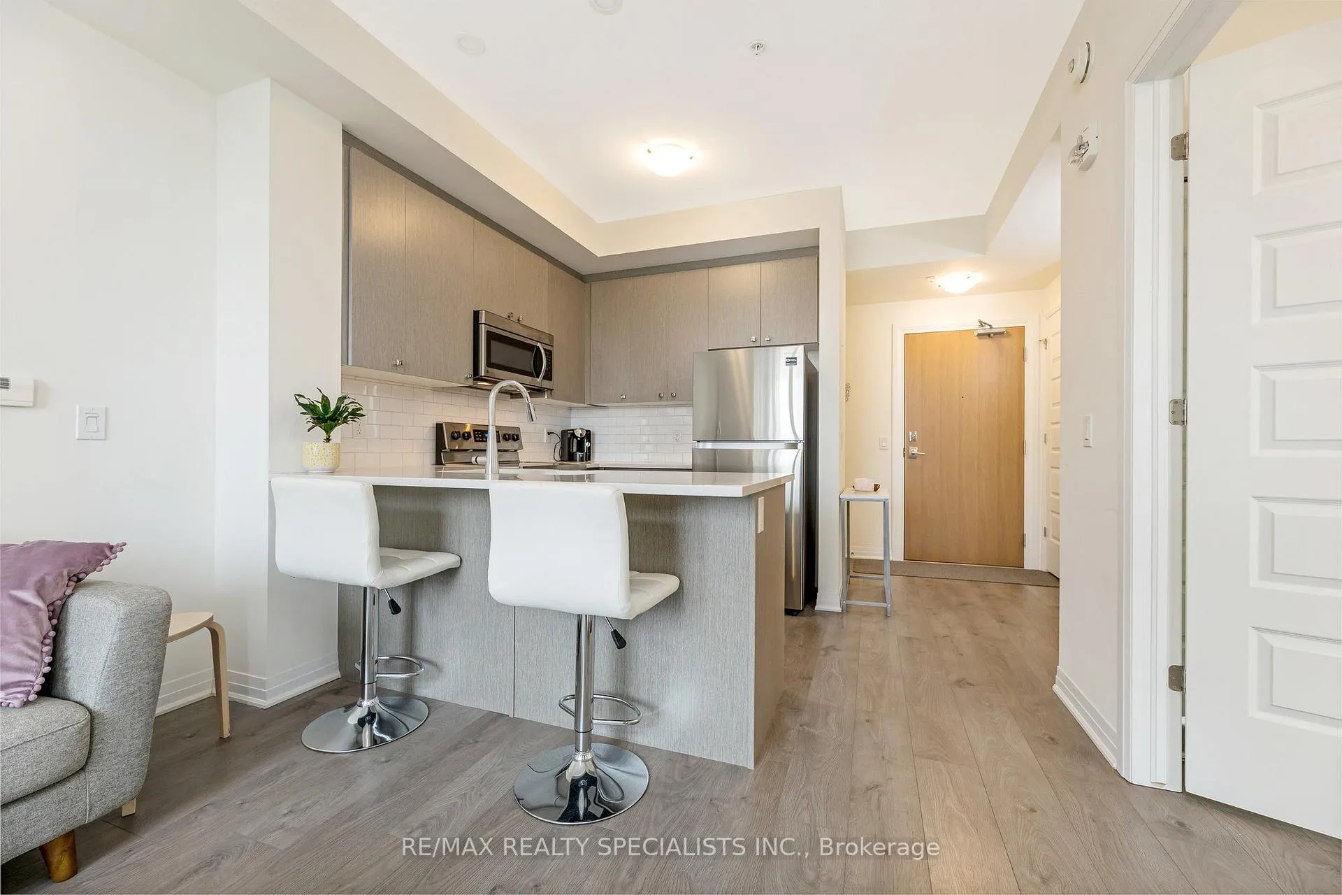 Photo 12 of Unit 434, 1105 Leger Way, Milton, Ford — HOMEH