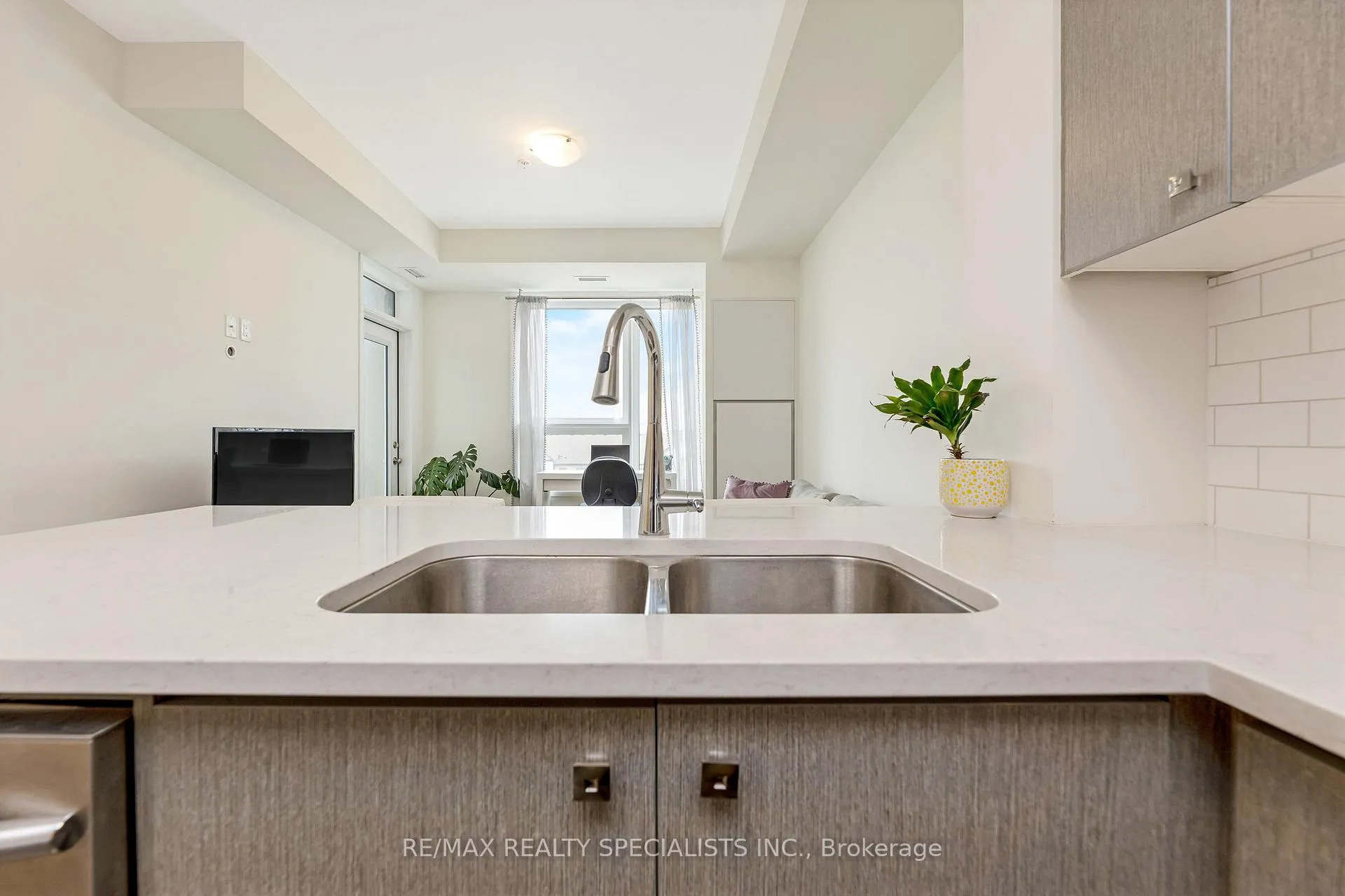 Photo 14 of Unit 434, 1105 Leger Way, Milton, Ford — HOMEH