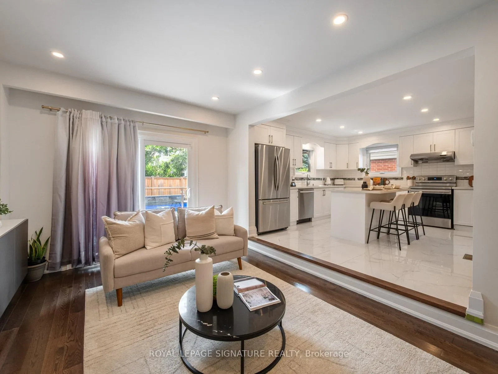 Photo 8 of 216 Huntsmill Boulevard, Scarborough, Steeles — HOMEH