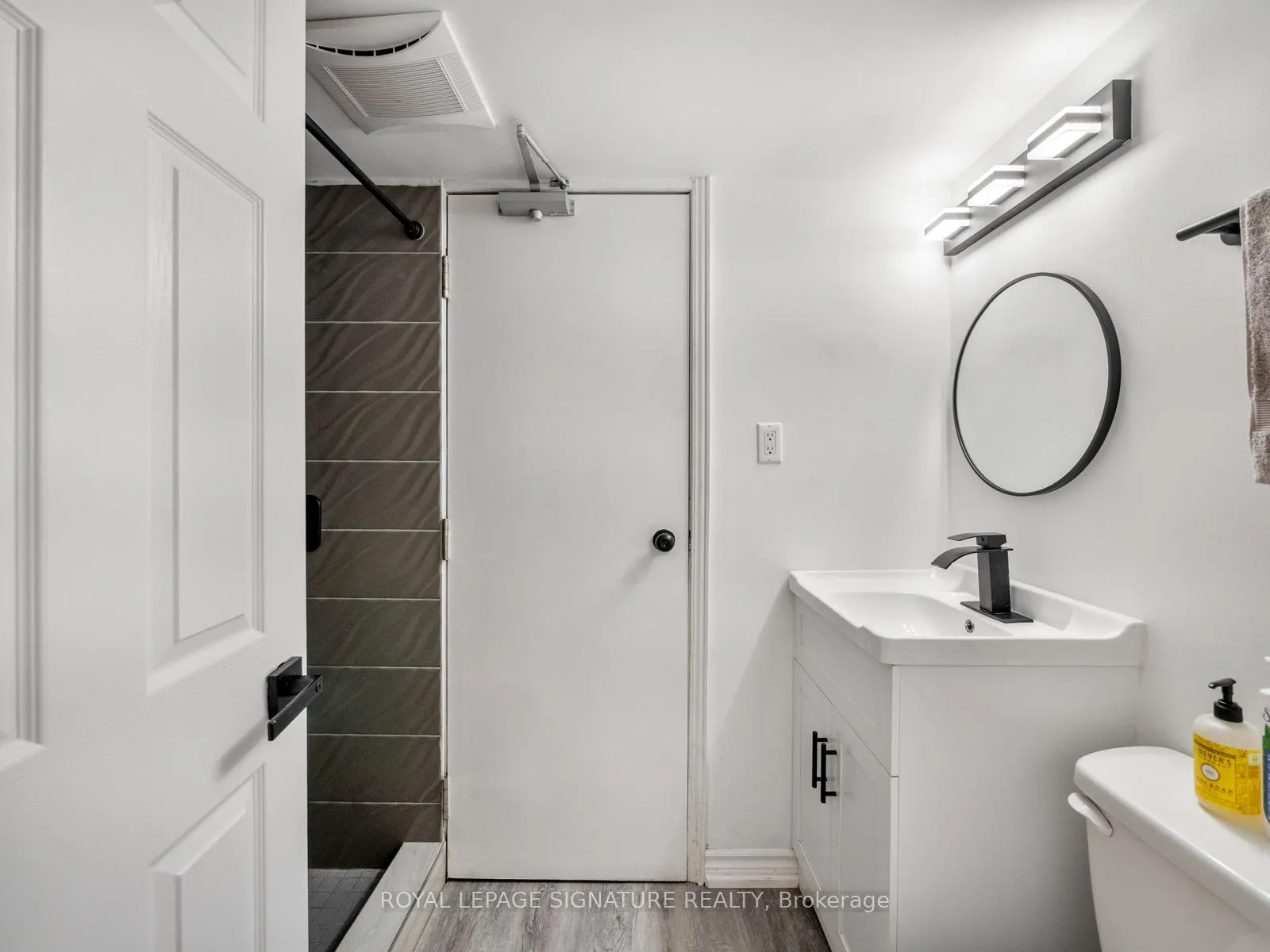 Photo 27 of 216 Huntsmill Boulevard, Scarborough, Steeles — HOMEH