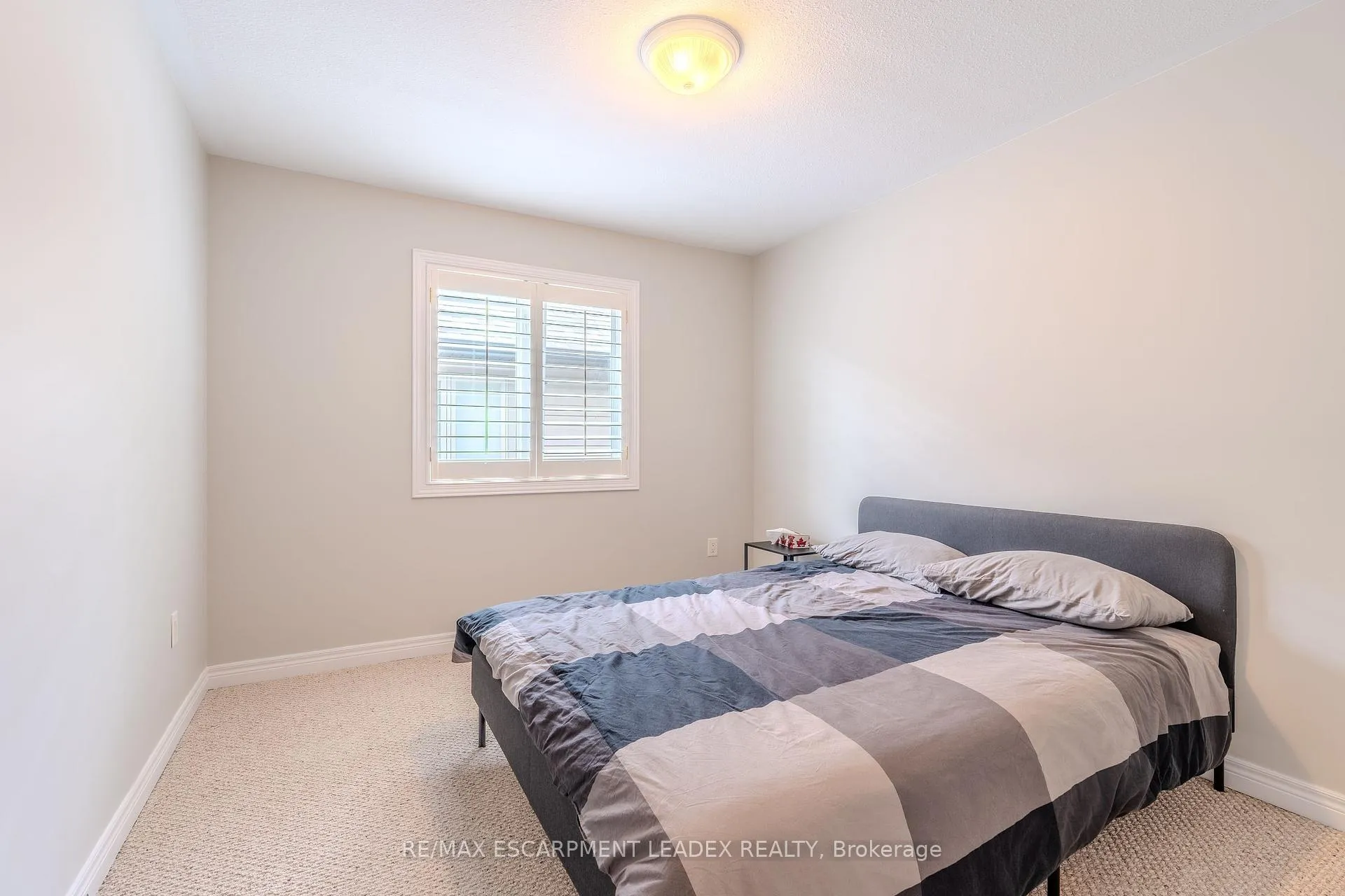 Photo 21 of Unit 8, 441 Stonehenge Drive, Hamilton, Meadowlands — HOMEH