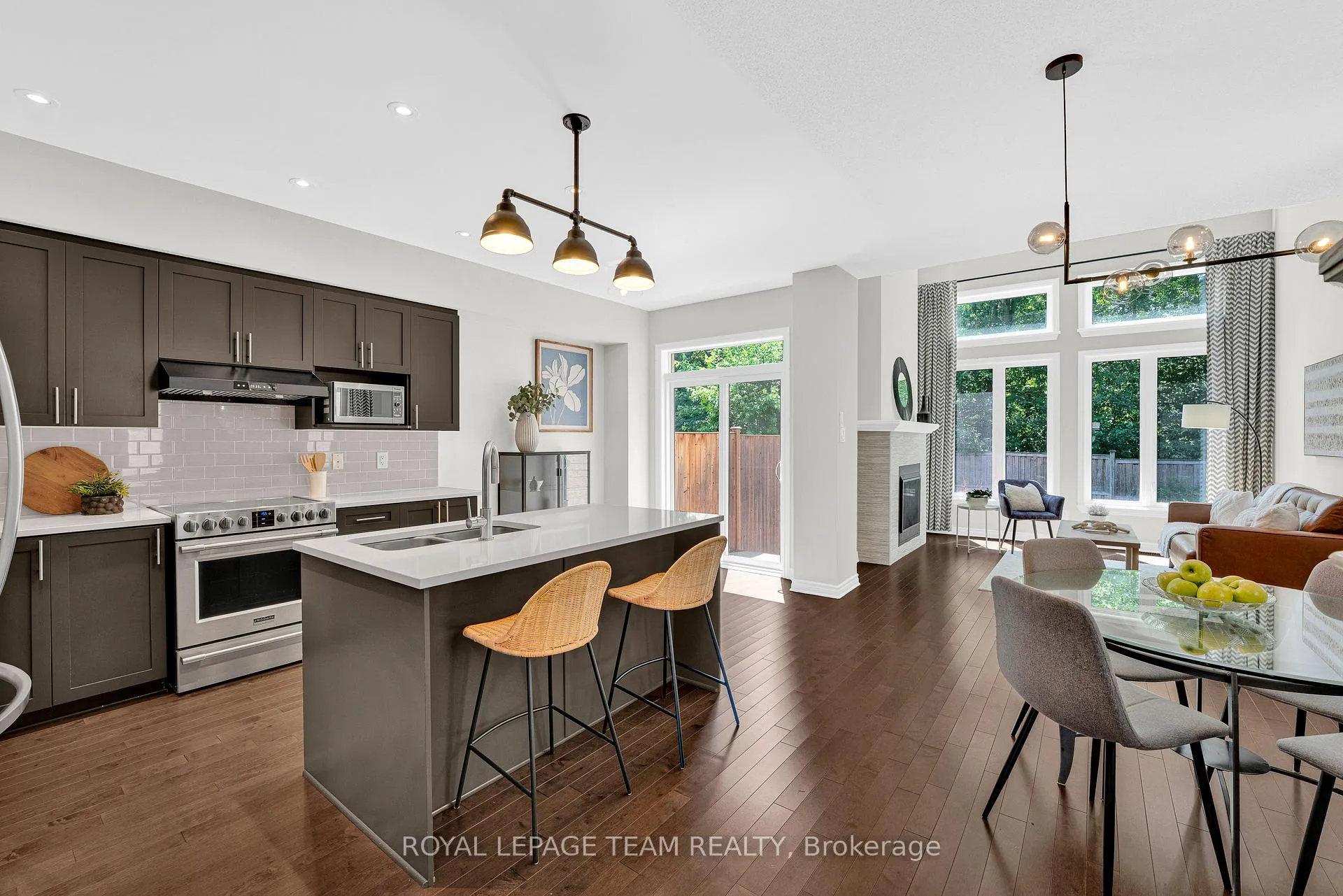 Photo 7 of 534 Stargazer Crescent, Ottawa, Riverside South/Gloucester Glen — HOMEH