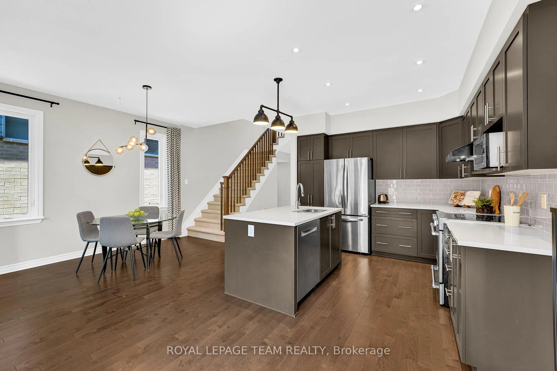 Photo 17 of 534 Stargazer Crescent, Ottawa, Riverside South/Gloucester Glen — HOMEH