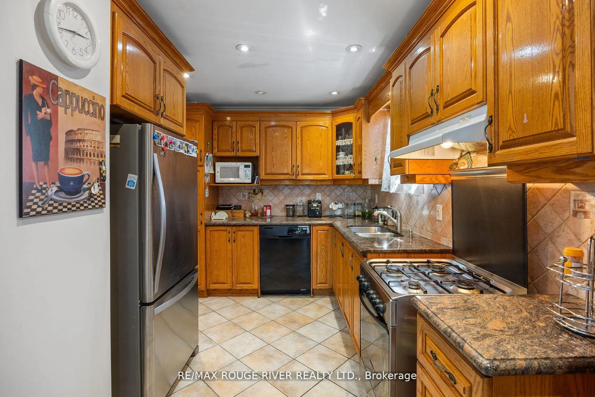 Photo 12 of 72 Coles Avenue, Vaughan, Vaughan Grove — HOMEH