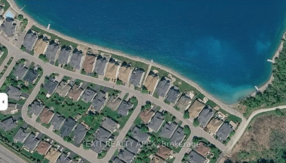 Photo 2 of 5 Canoe Road, Wasaga Beach — HOMEH