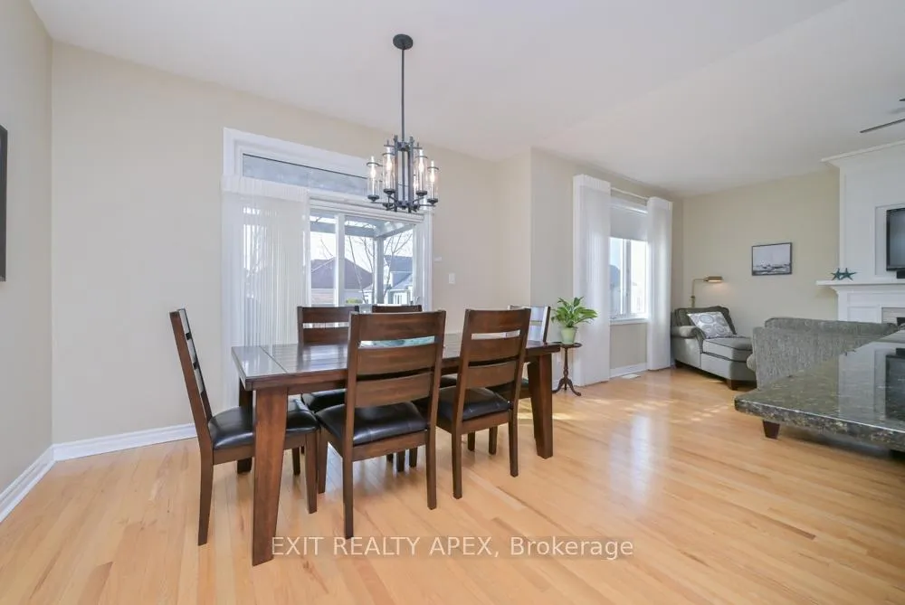 Photo 11 of 5 Canoe Road, Wasaga Beach — HOMEH