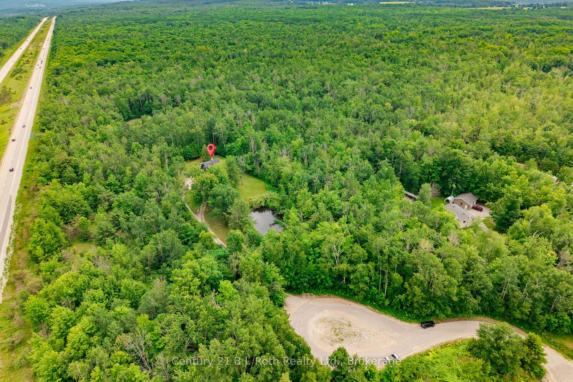 Photo 7 of 3147 Dalton Court, Tay, Rural Tay — HOMEH