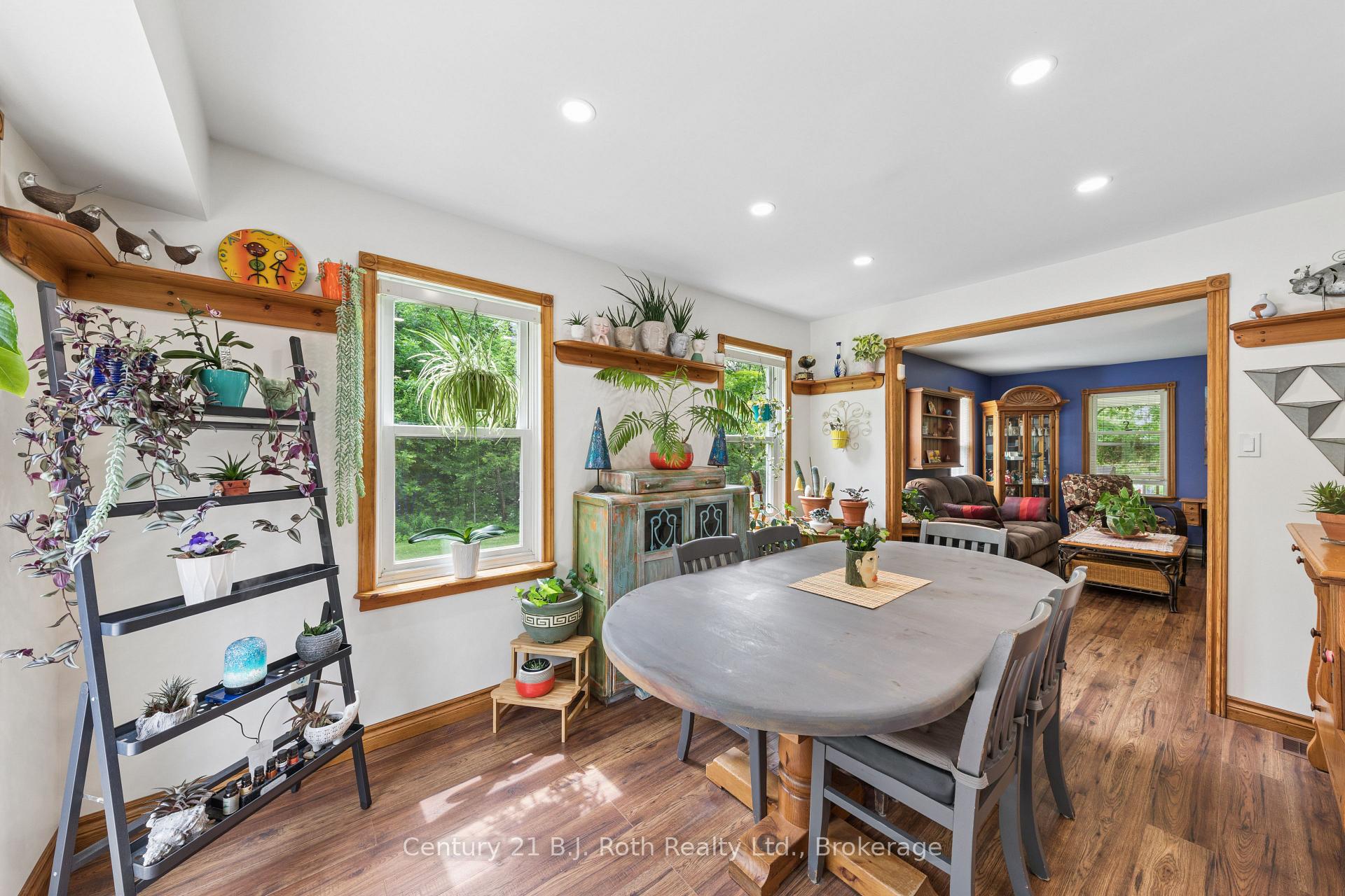 Photo 14 of 3147 Dalton Court, Tay, Rural Tay — HOMEH