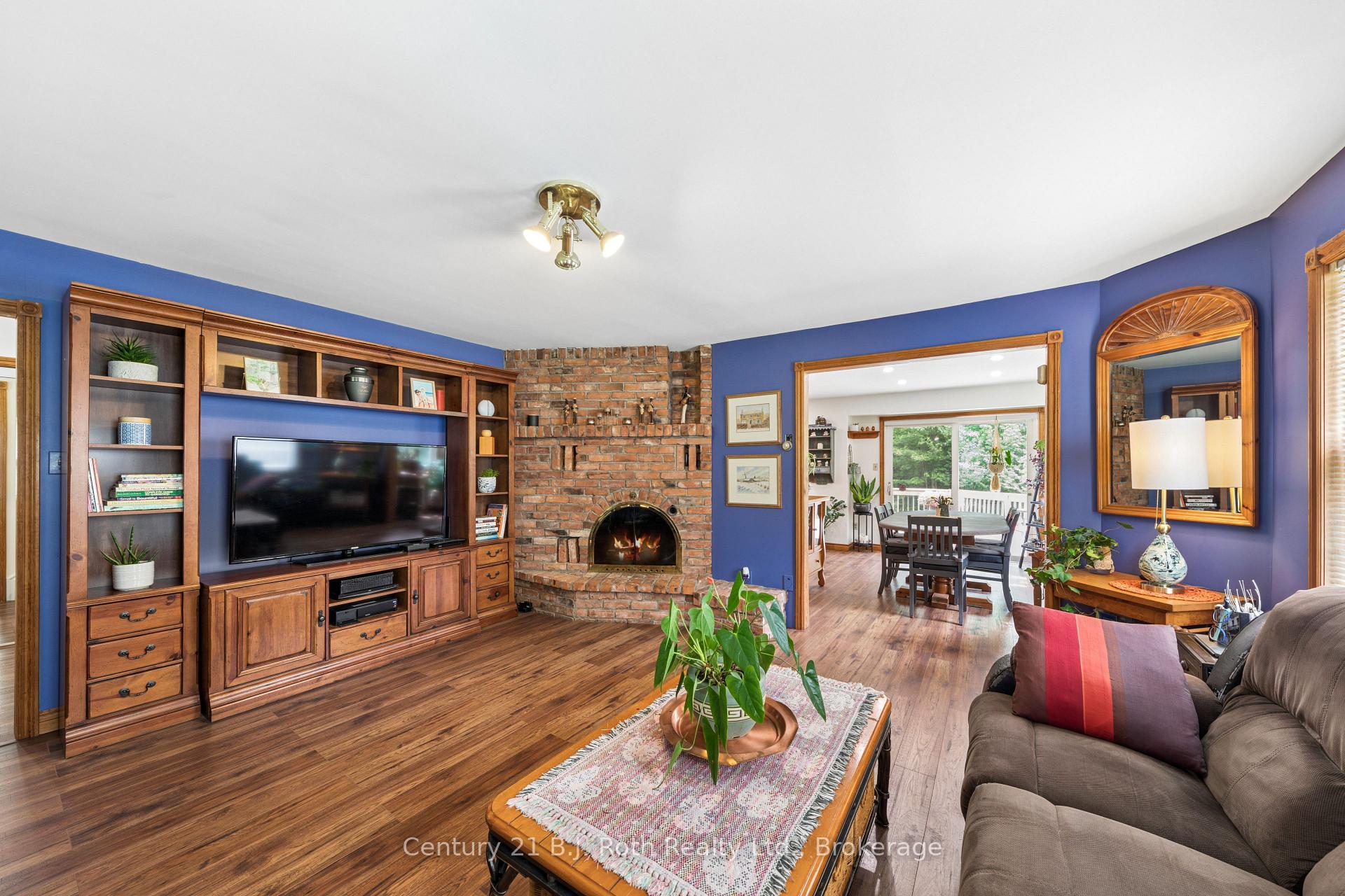 Photo 15 of 3147 Dalton Court, Tay, Rural Tay — HOMEH