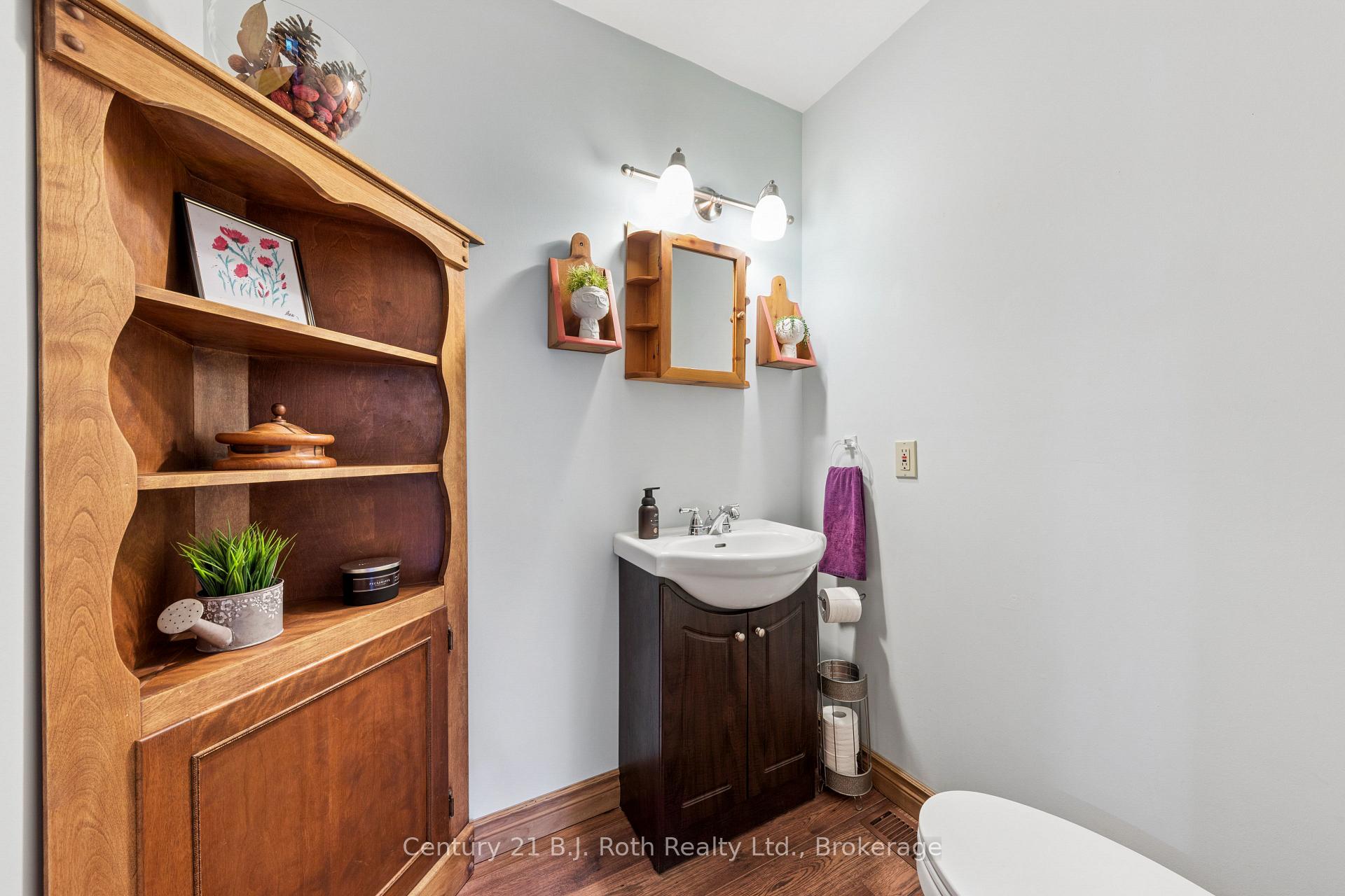 Photo 17 of 3147 Dalton Court, Tay, Rural Tay — HOMEH