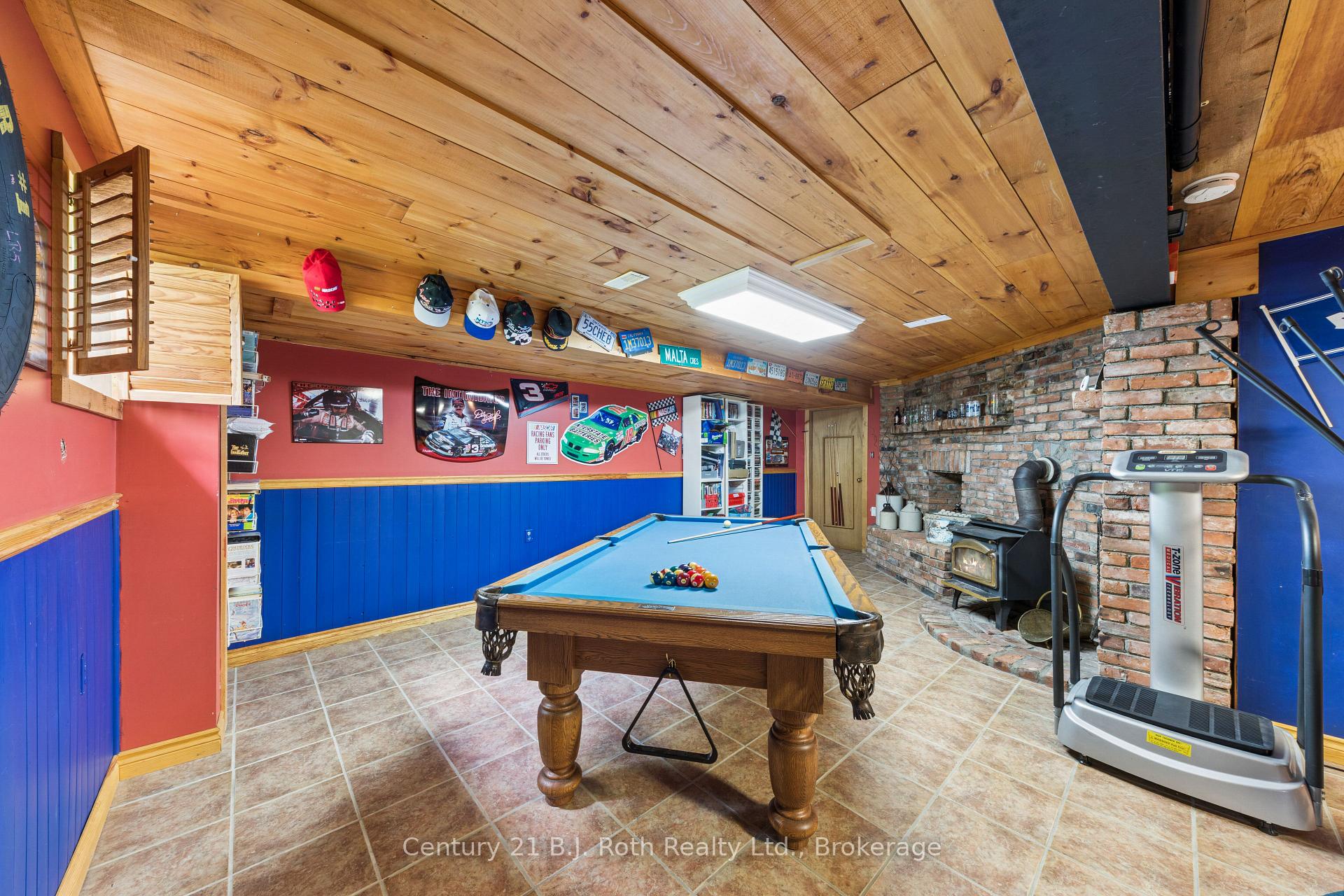 Photo 31 of 3147 Dalton Court, Tay, Rural Tay — HOMEH