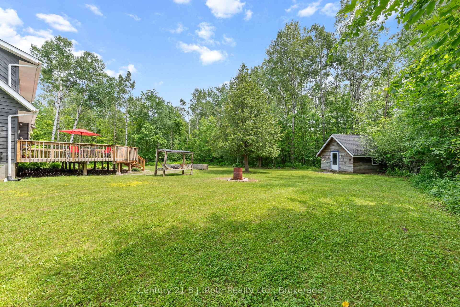 Photo 36 of 3147 Dalton Court, Tay, Rural Tay — HOMEH
