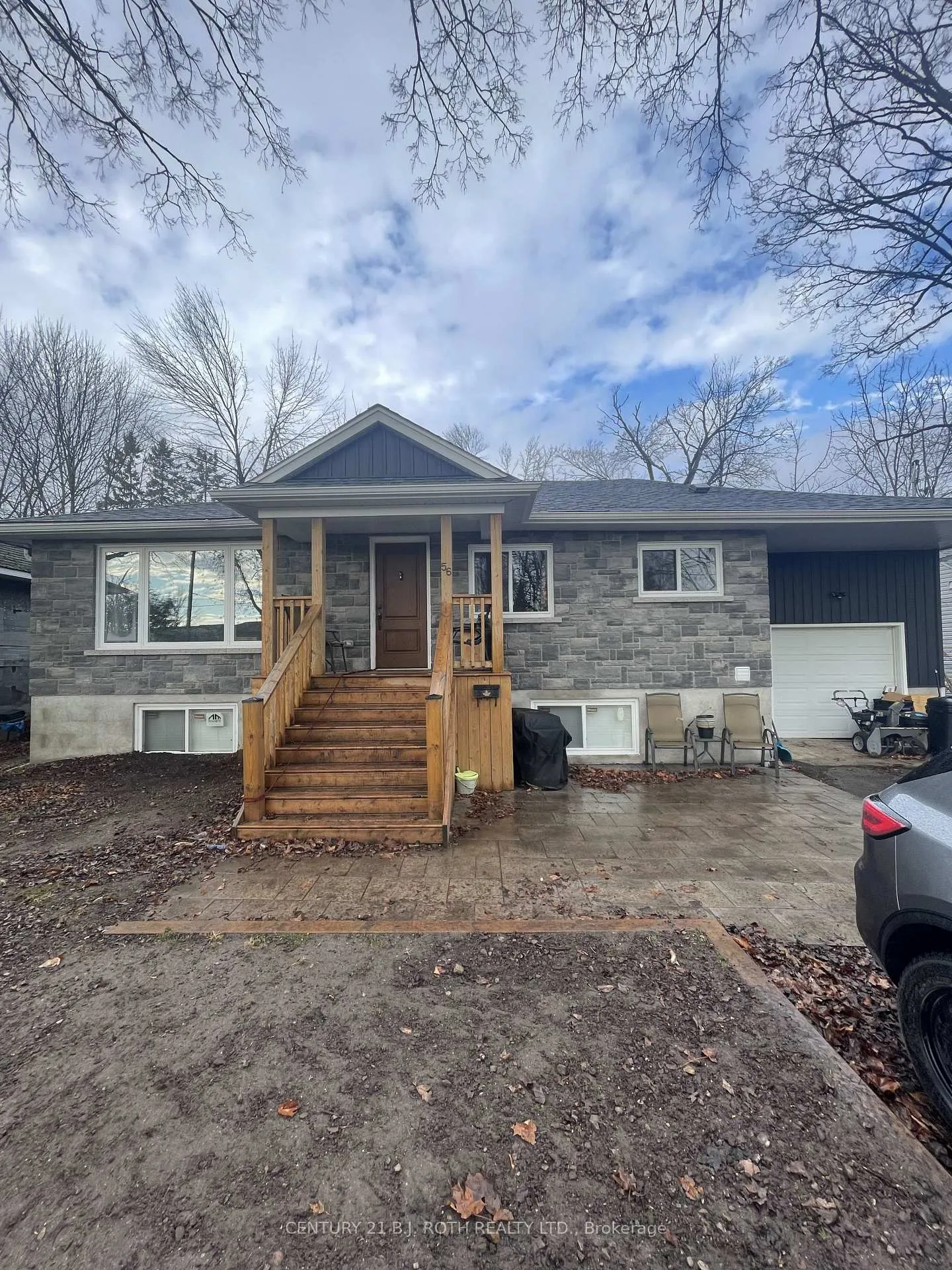 Photo 1 of 56 Olive Crescent, Orillia — HOMEH