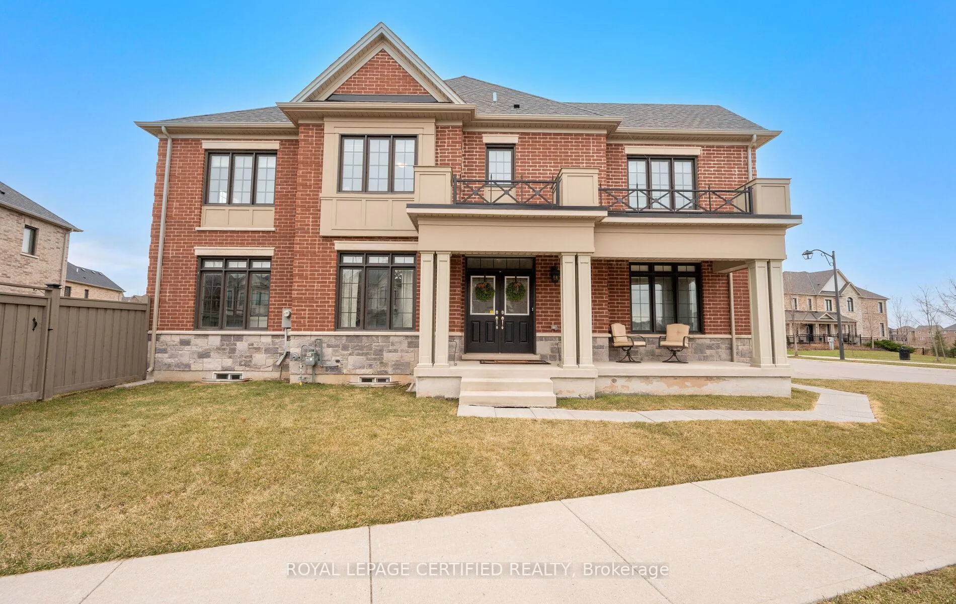 Photo 1 of 1285 Raspberry Terrace, Milton, Ford — HOMEH