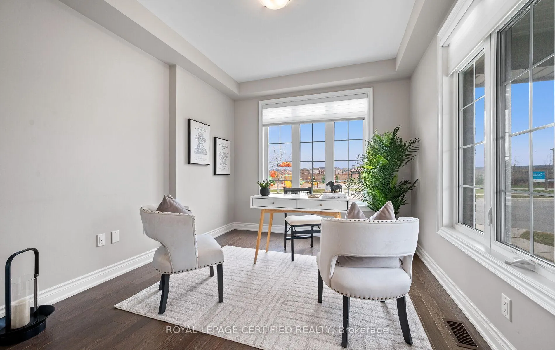 Photo 5 of 1285 Raspberry Terrace, Milton, Ford — HOMEH
