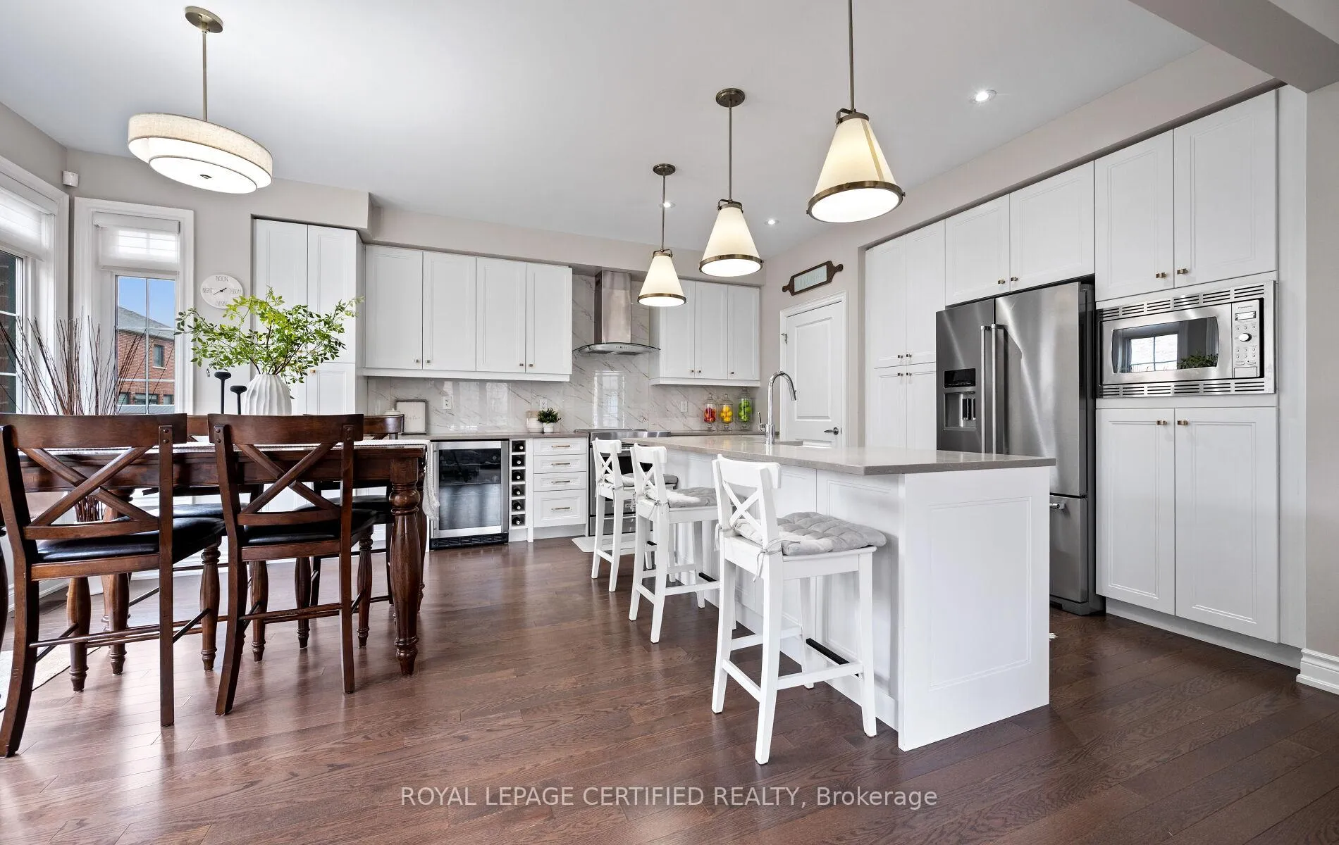 Photo 13 of 1285 Raspberry Terrace, Milton, Ford — HOMEH