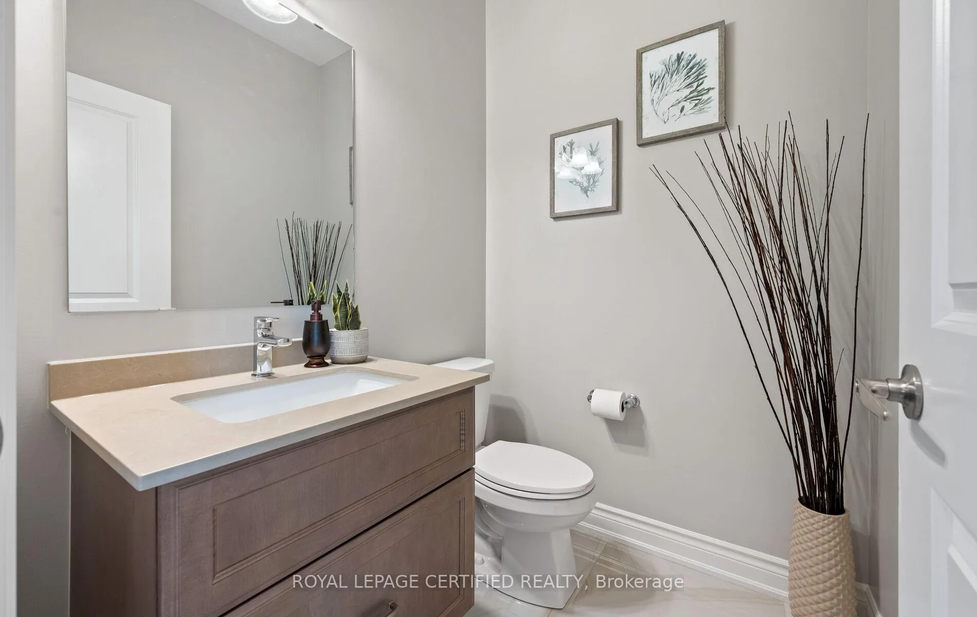 Photo 18 of 1285 Raspberry Terrace, Milton, Ford — HOMEH