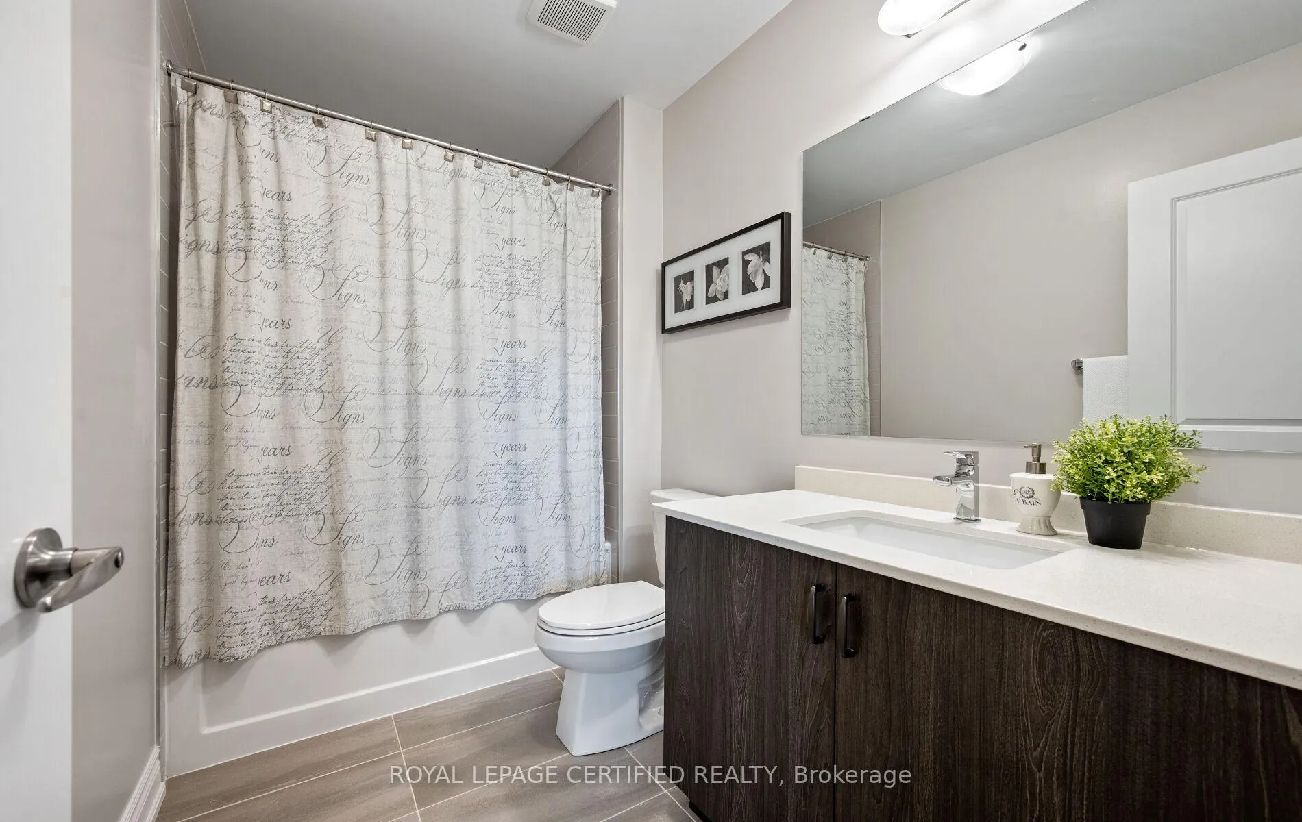 Photo 27 of 1285 Raspberry Terrace, Milton, Ford — HOMEH