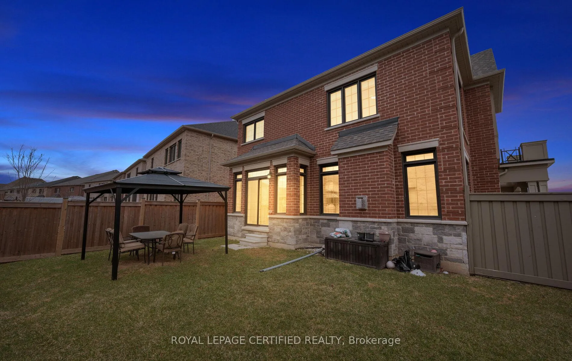 Photo 48 of 1285 Raspberry Terrace, Milton, Ford — HOMEH
