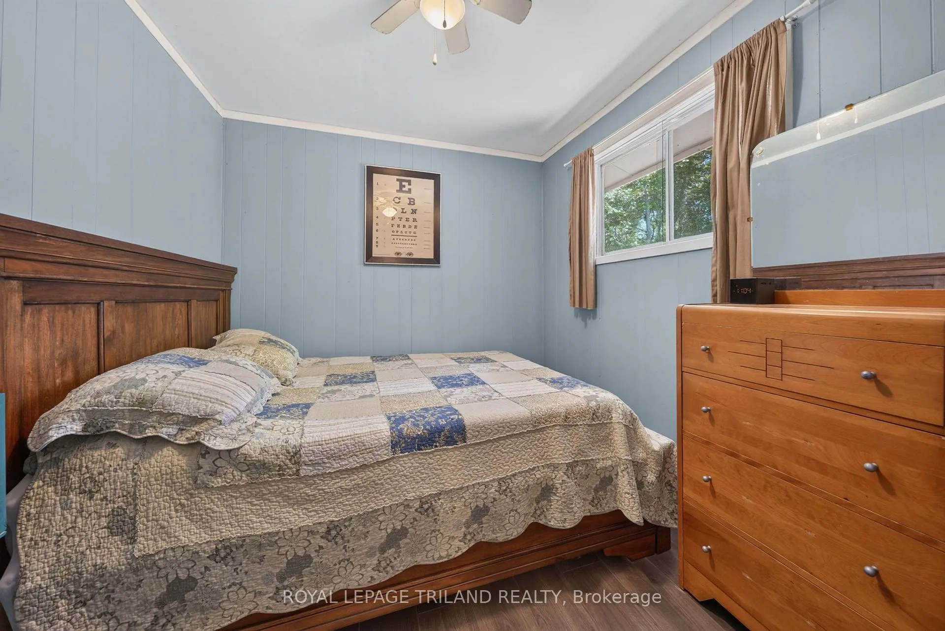 Photo 12 of 6302 Huron Drive, Lambton Shores, Kettle Point — HOMEH