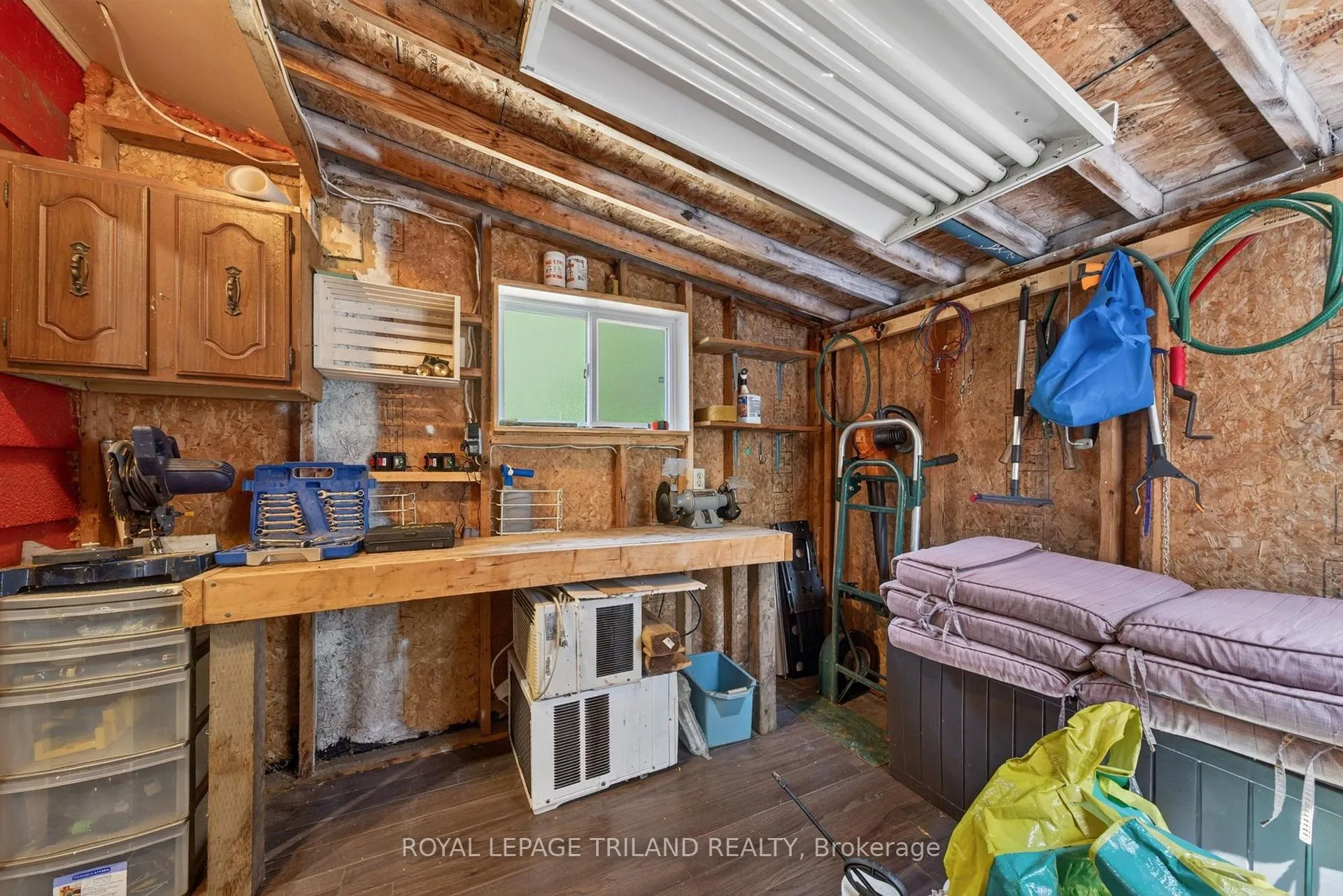 Photo 21 of 6302 Huron Drive, Lambton Shores, Kettle Point — HOMEH