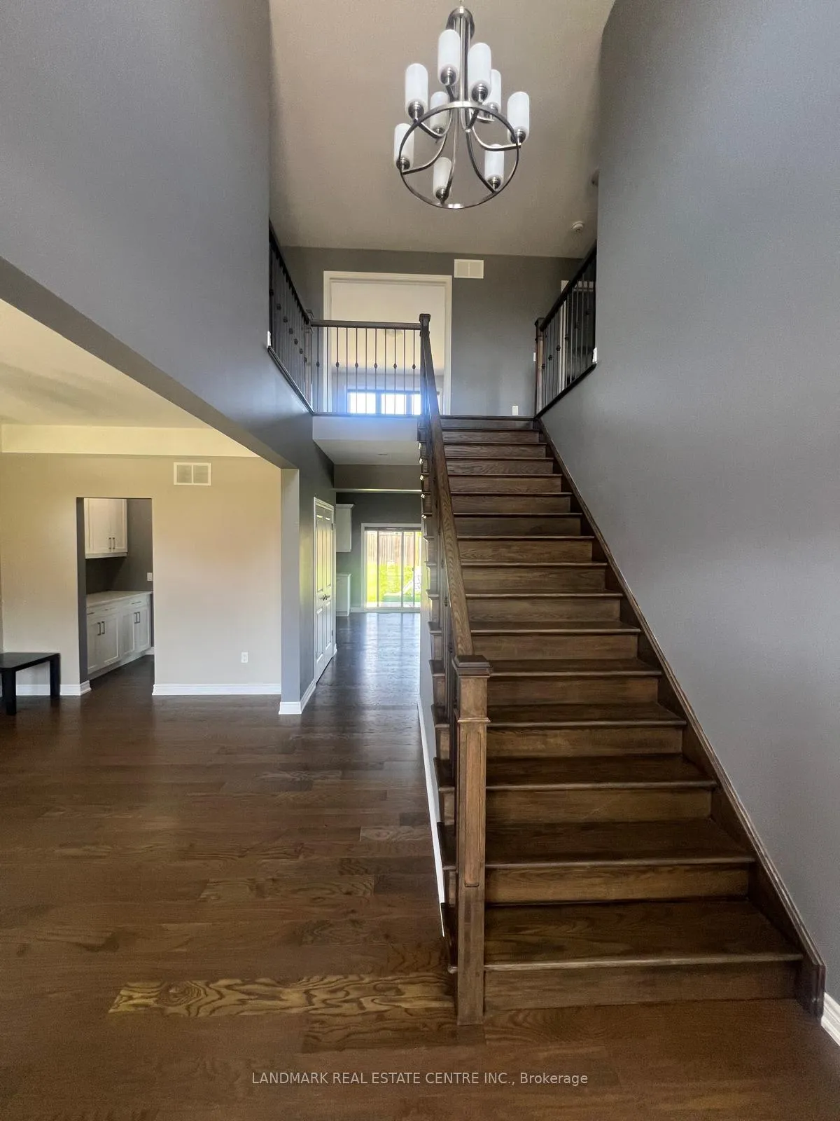 Photo 2 of 14 Autumn Avenue, Thorold, Rolling Meadows — HOMEH