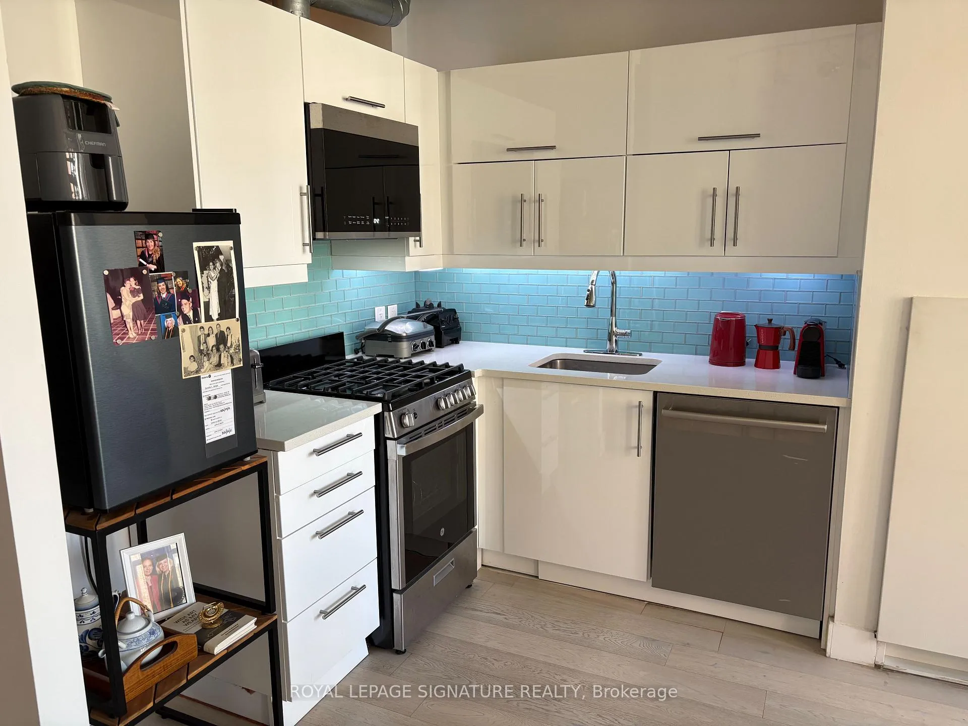 Photo 6 of Unit 403, 169 John Street, Toronto, Kensington-Chinatown — HOMEH