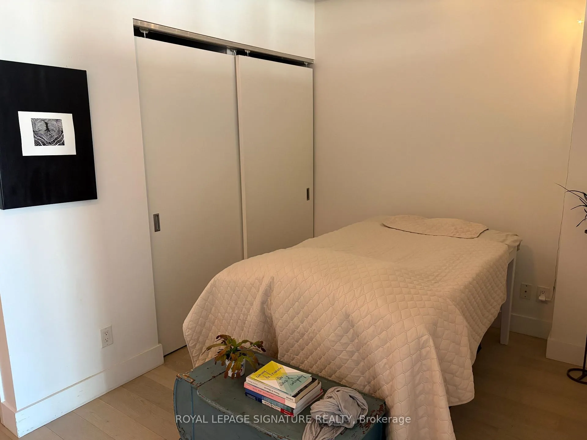 Photo 8 of Unit 403, 169 John Street, Toronto, Kensington-Chinatown — HOMEH