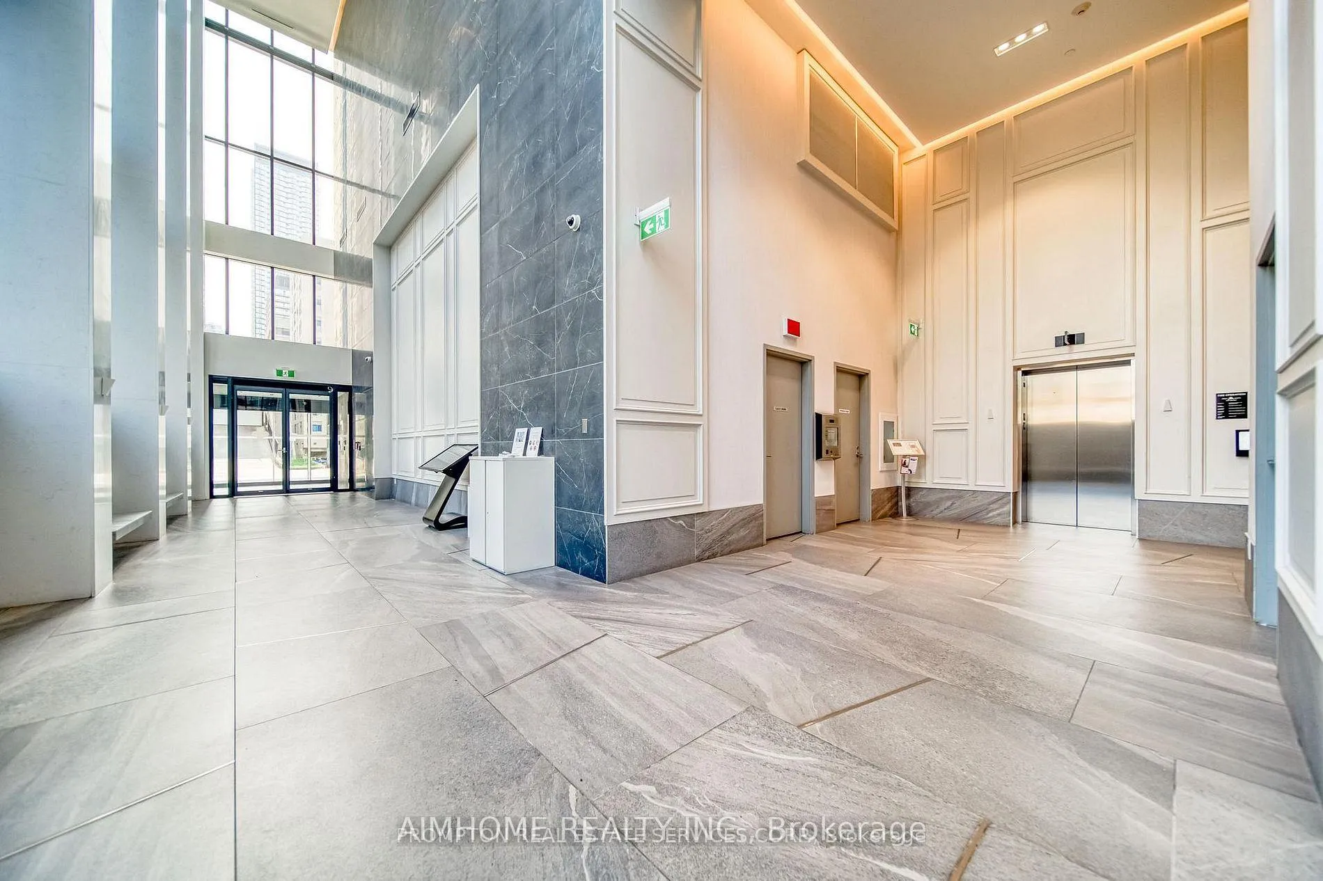 Photo 2 of Unit 2703, 3 Gloucester Street, Toronto, Church-Yonge Corridor — HOMEH
