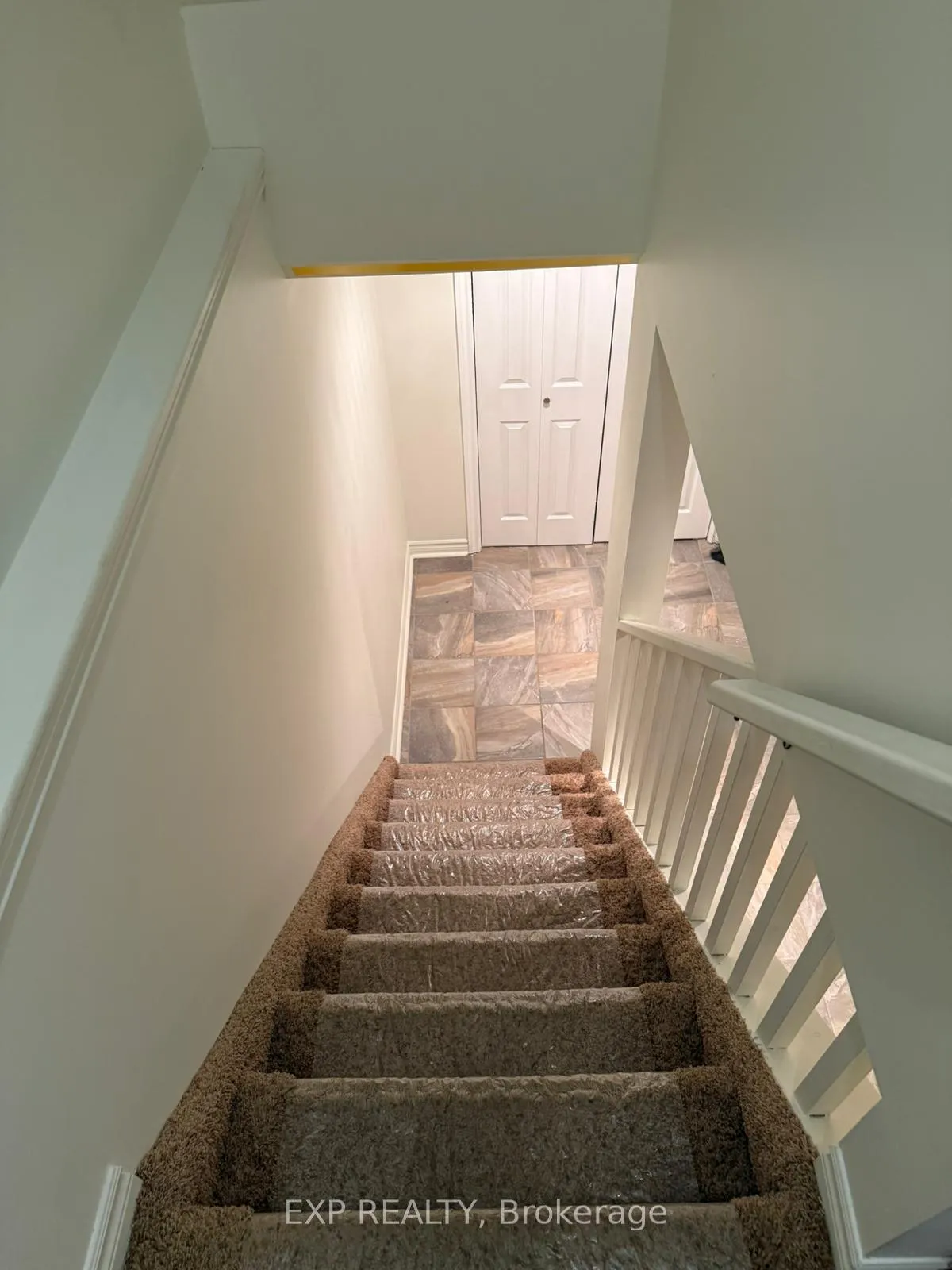 Photo 4 of 5066 Mercer Common, Burlington, Appleby — HOMEH