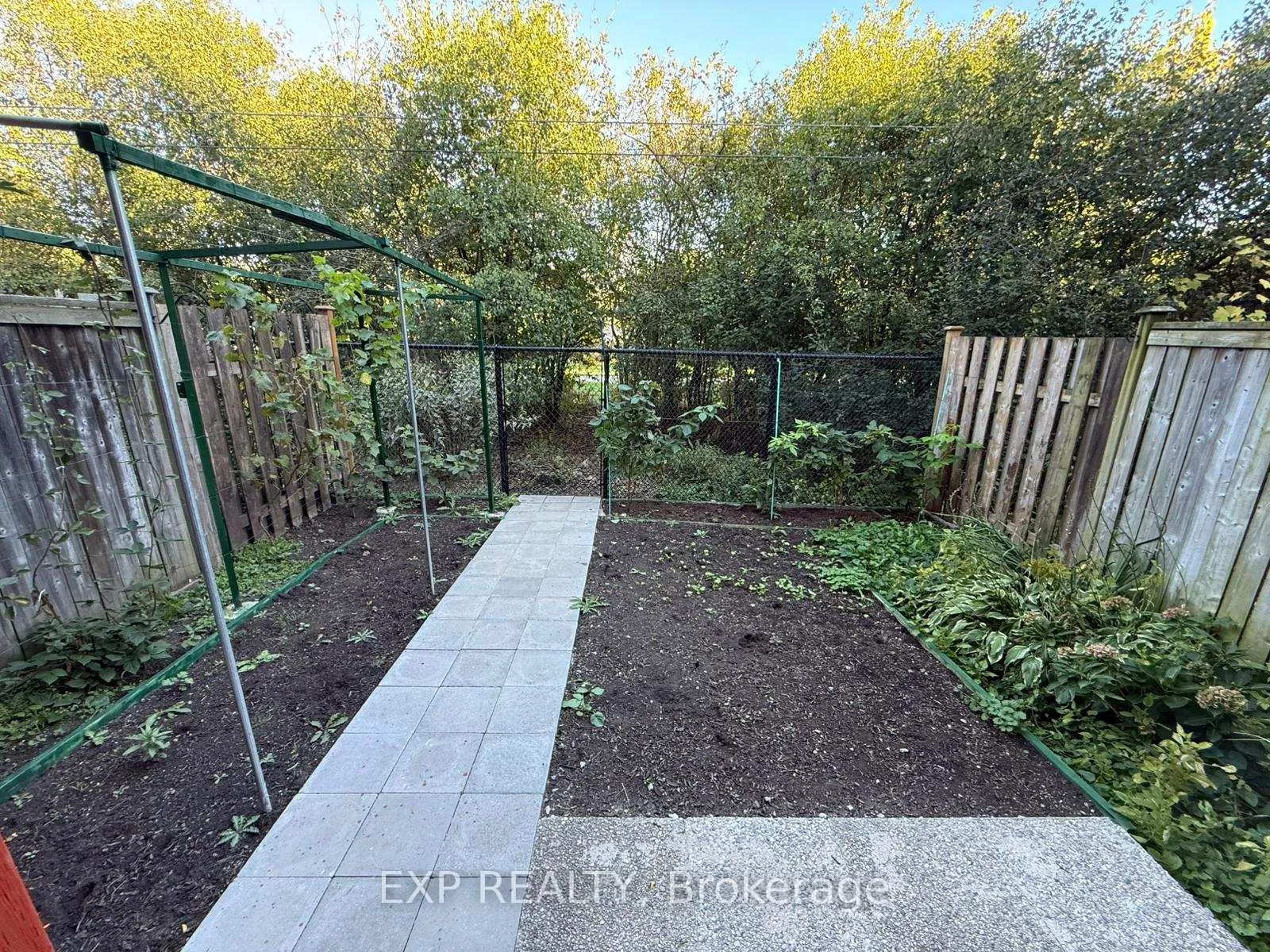Photo 14 of 5066 Mercer Common, Burlington, Appleby — HOMEH