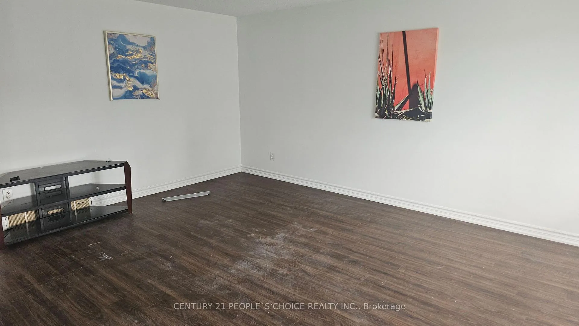 Photo 2 of 58 Belwood Crescent, Kitchener, Vanier - Kitchener — HOMEH