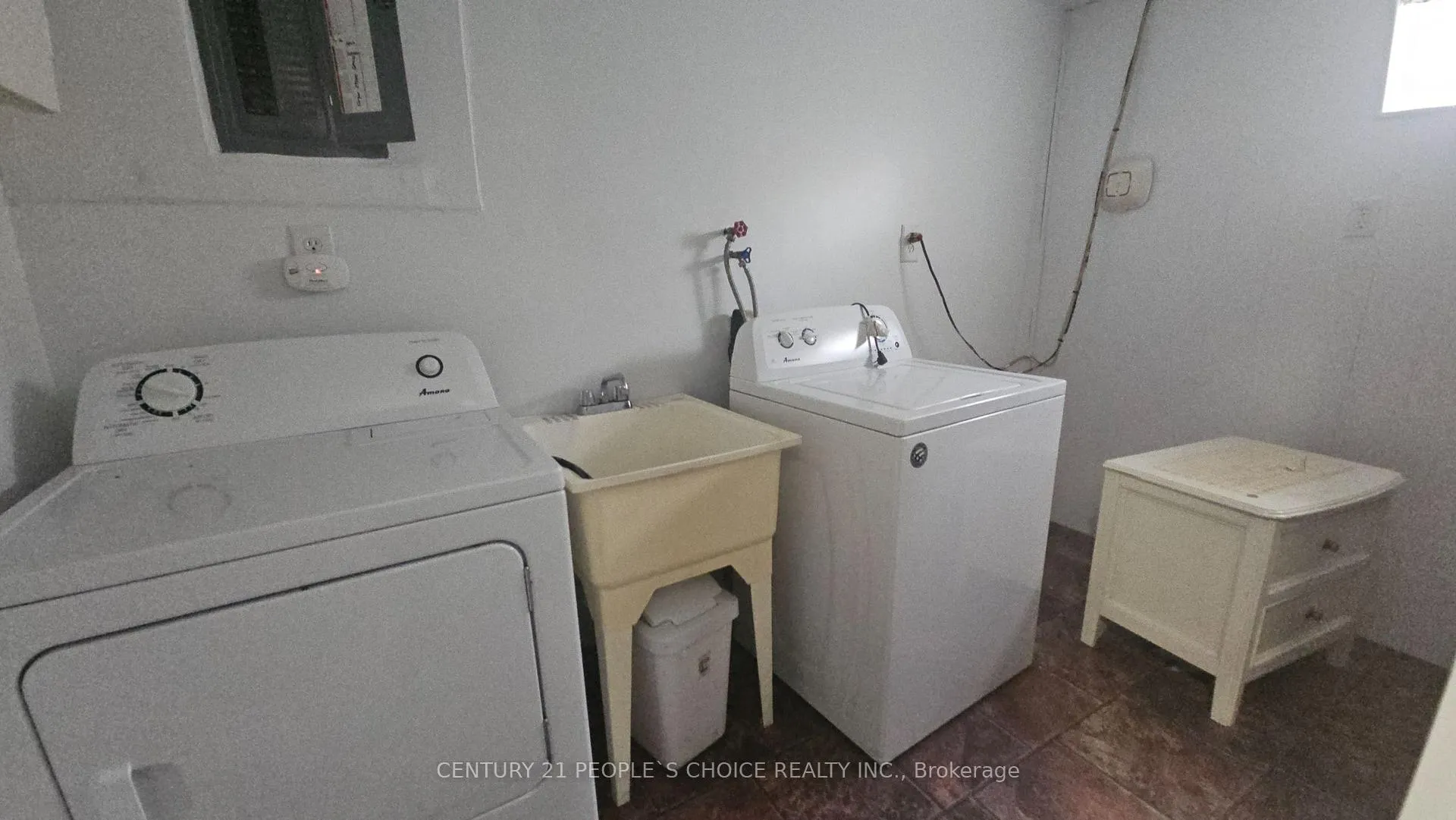 Photo 12 of 58 Belwood Crescent, Kitchener, Vanier - Kitchener — HOMEH