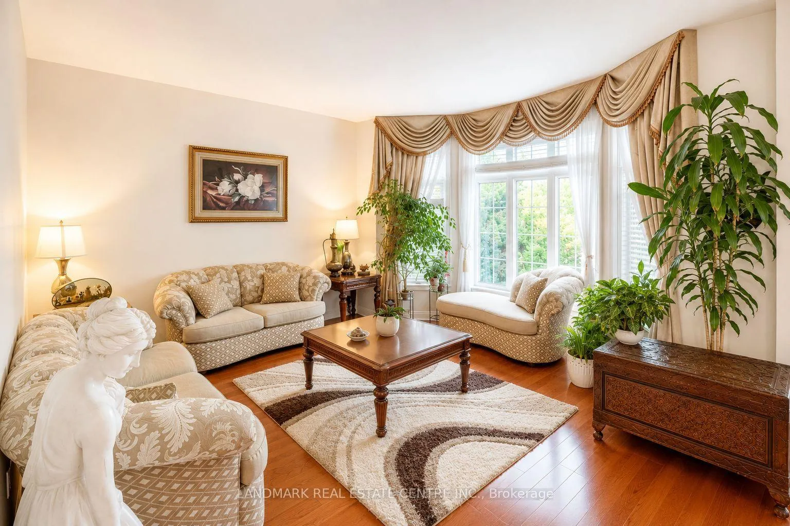 Photo 3 of 12 Highvalley Circle, Brampton, Bram East — HOMEH